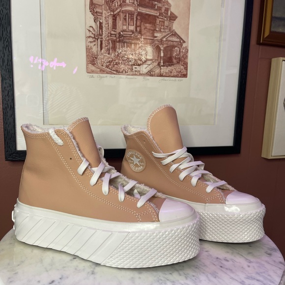 Convers Platform Sherpa Sneakers- NEW - Picture 3 of 14